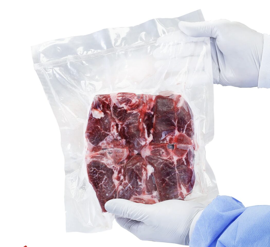 Пликове за вакуумираща машина -25х17 сантиметра 50бр. в опаковка.